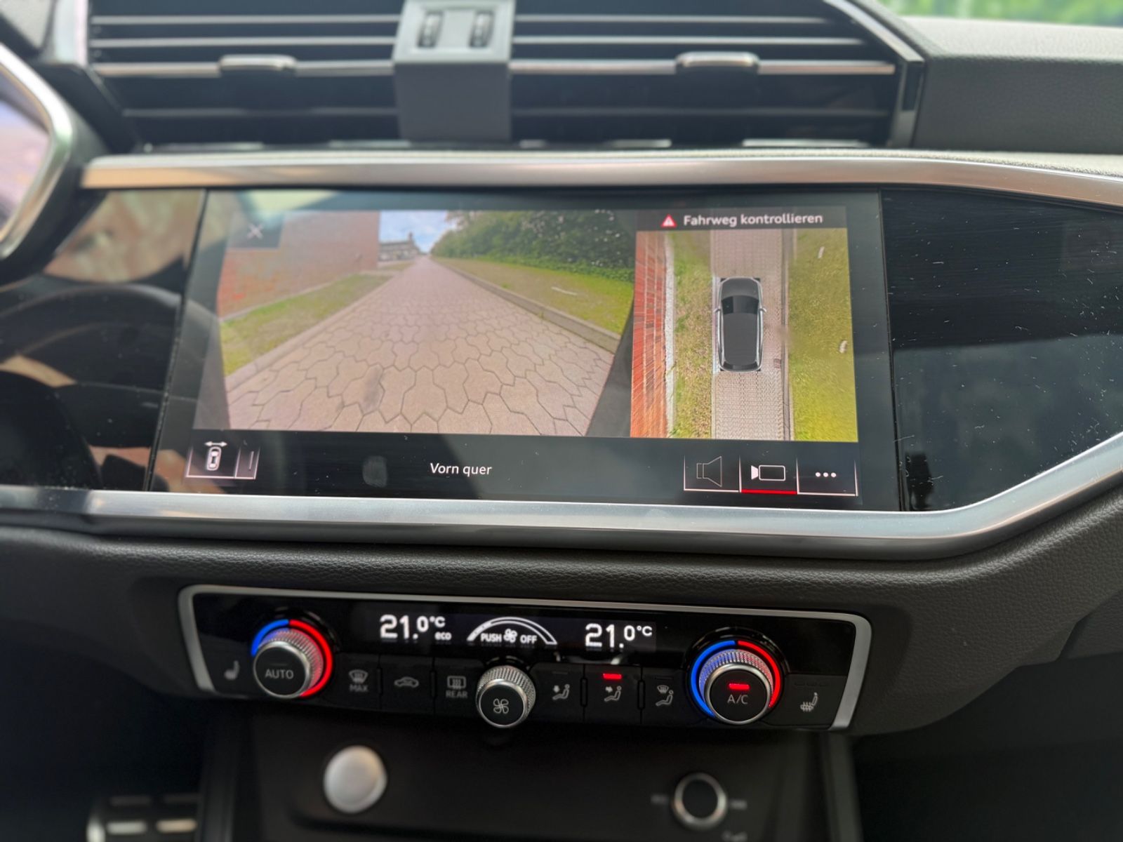Audi Q3 40 TFSI S line - Samsaru's Car Outlet