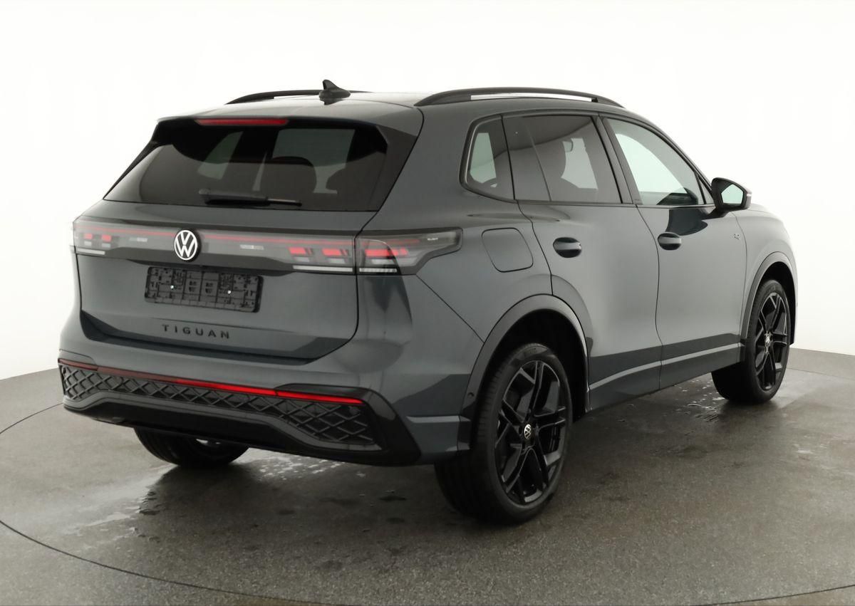 Volkswagen Tiguan TDI DSG 4M R-LINE Black, 20-Zoll, Pano, L