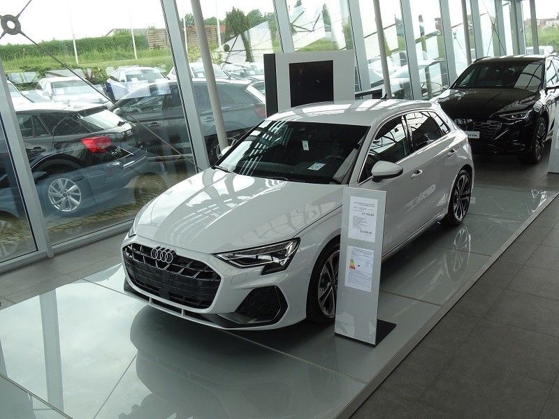 Audi A3 Sportback 35 TFSI S Line - Samsaru's Car Outlet