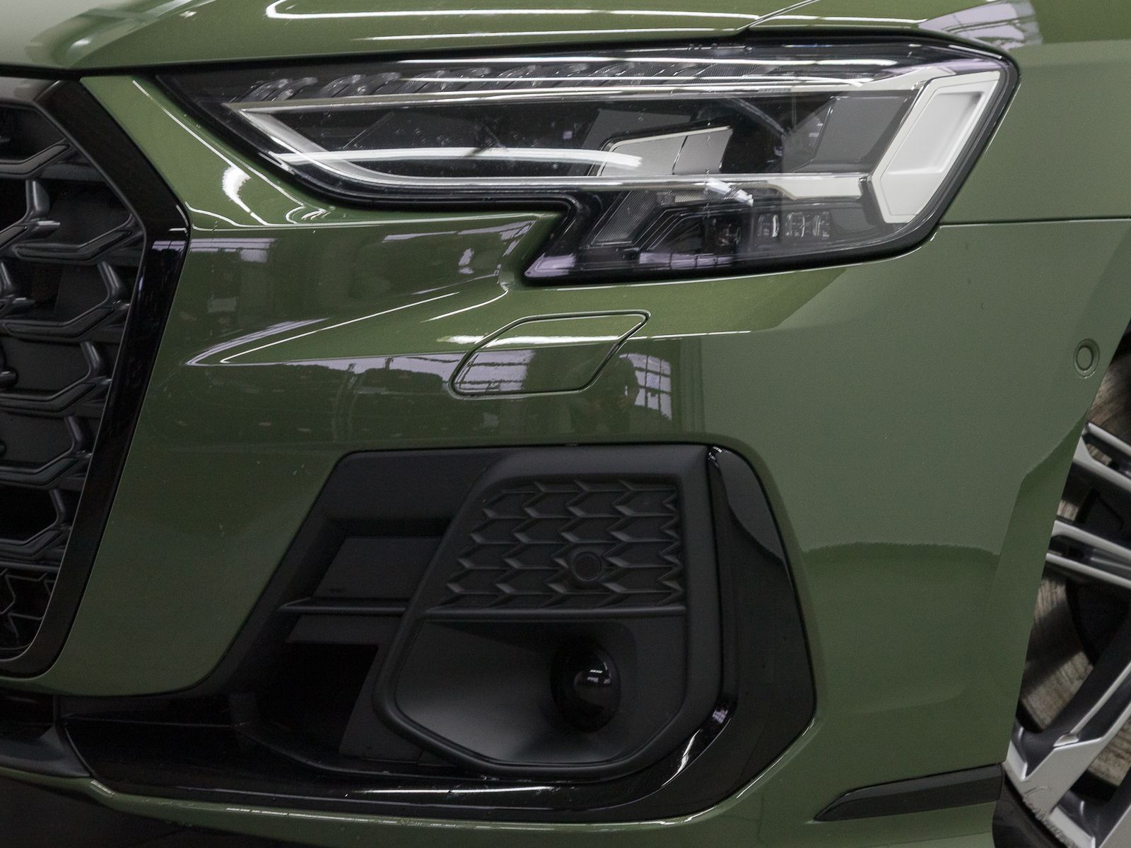 Audi A8 60 TFSIe Q 2x S LINE - Samsaru's Car Outlet