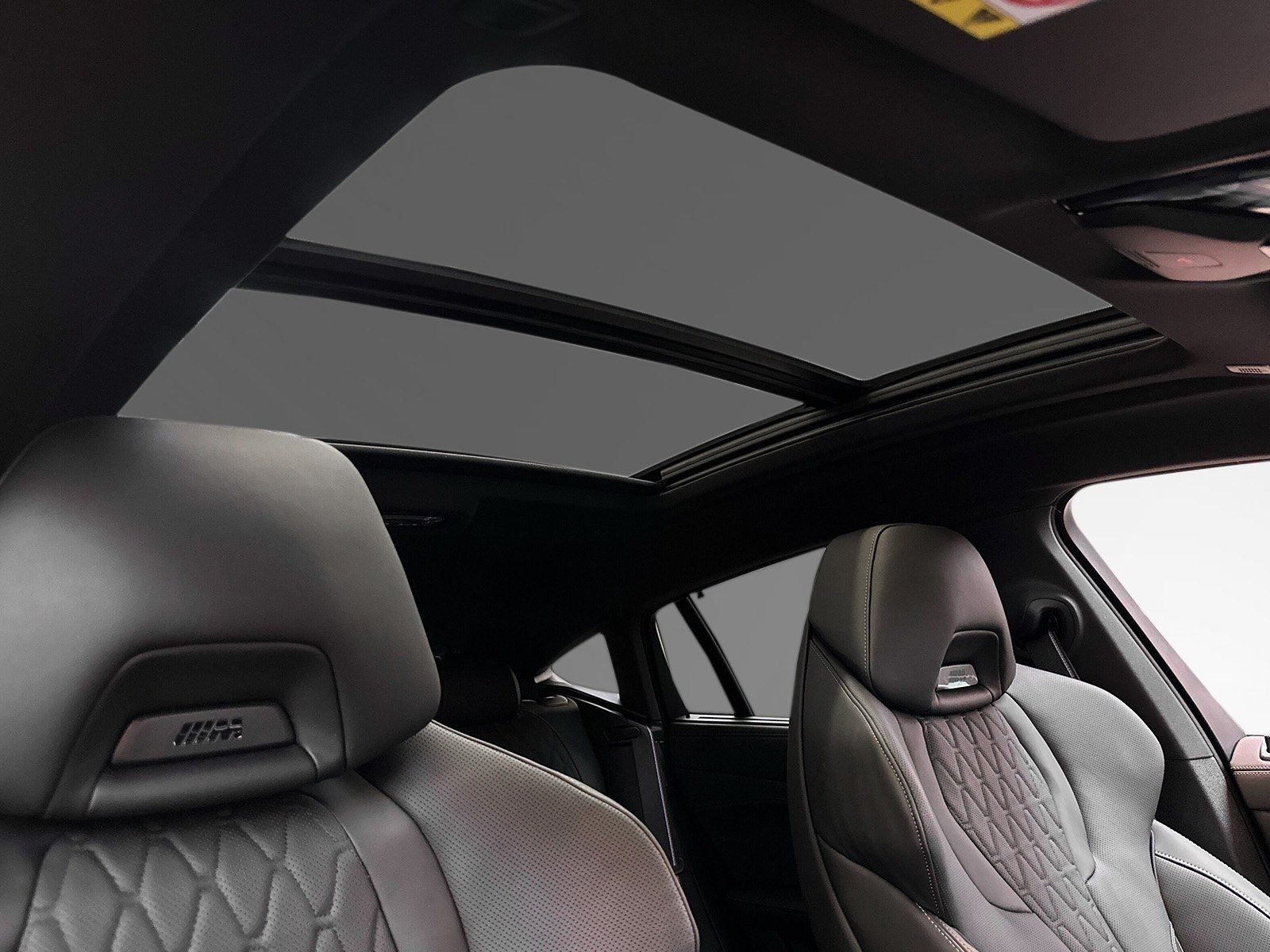 BMW X6 xDrive40i M Sport Pro|AHK|22"|Pano|DA&PA-Prof