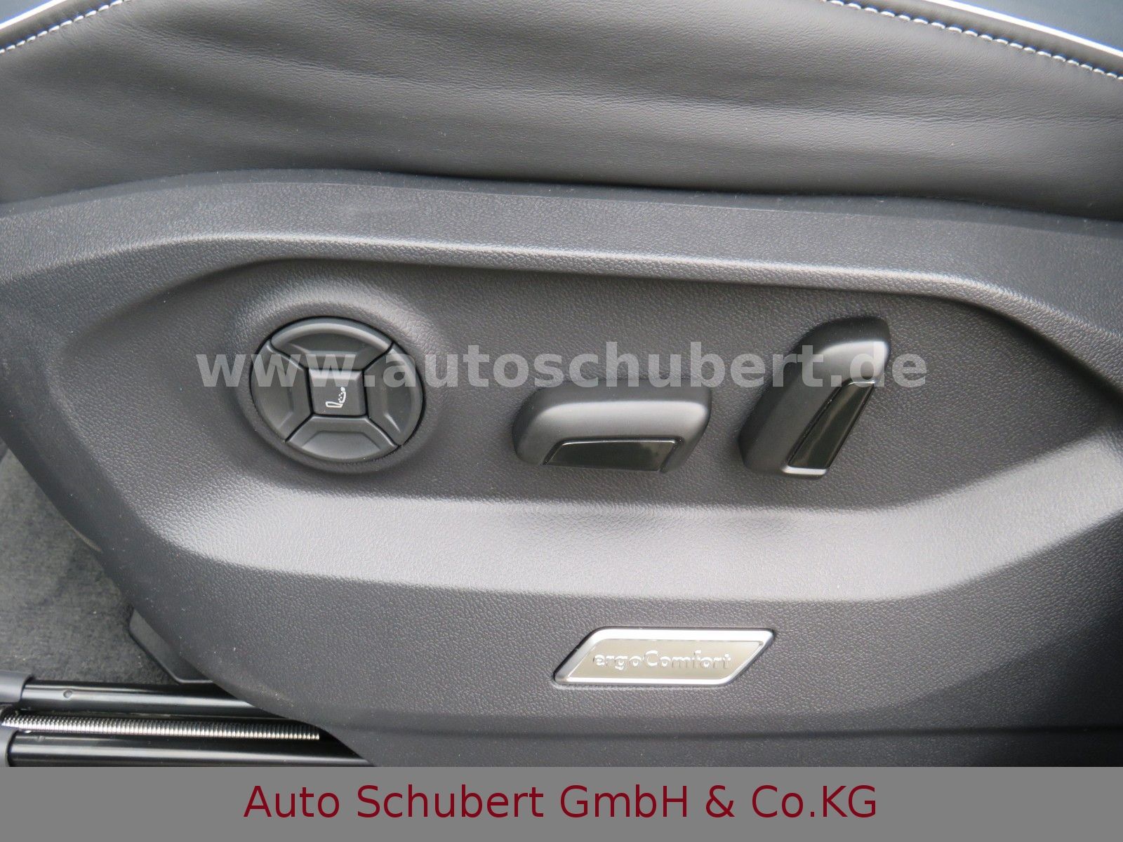 Volkswagen Touareg 3.0 TDI 4Motion R-Line