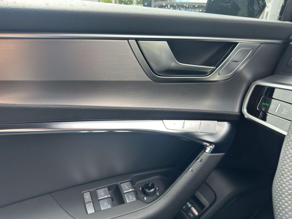 Audi A6 55 TFSI e quattro S-Line MATRIX AHK B&O HUD