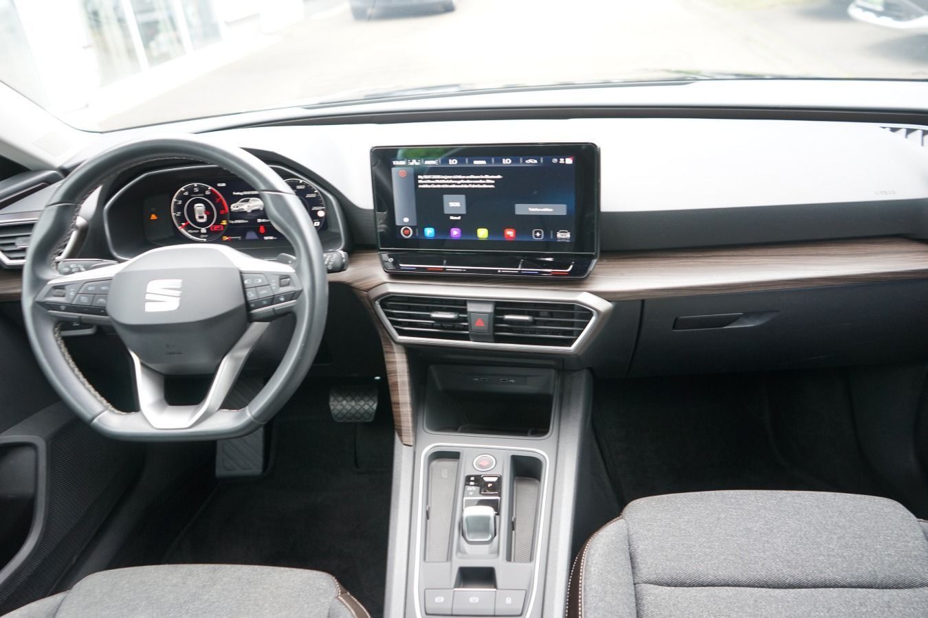 Seat Leon Sportstourer 1.5 eTSI Xcellence*AHK*