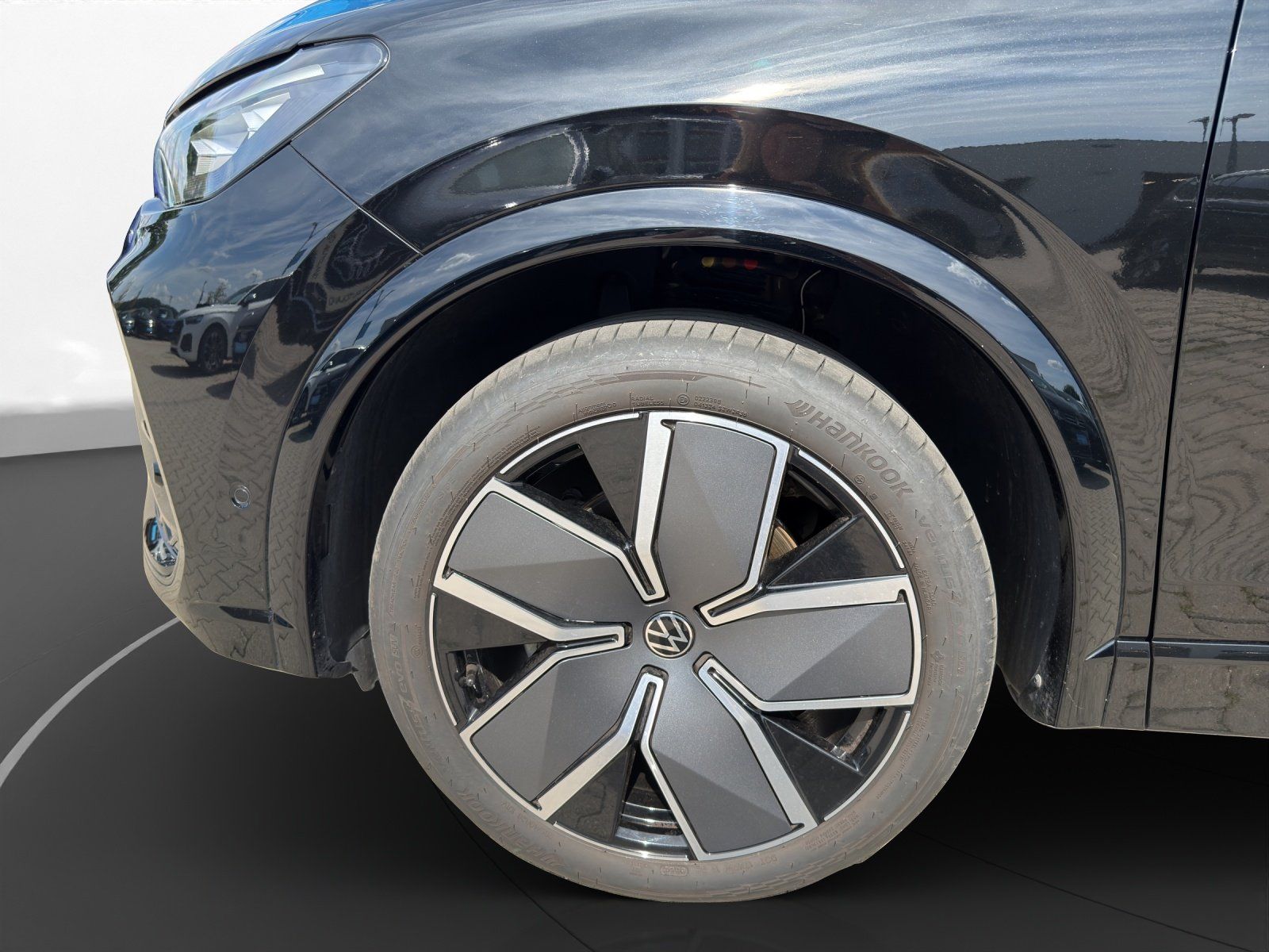 Volkswagen Tiguan 2.0 TDI DSG 4MOTION R-Line | PANO |
