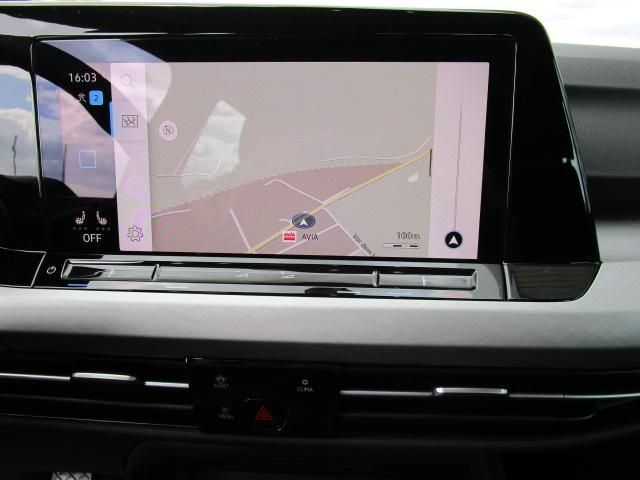 Volkswagen Golf Life 1.5 TSI - Samsaru's Car Outlet