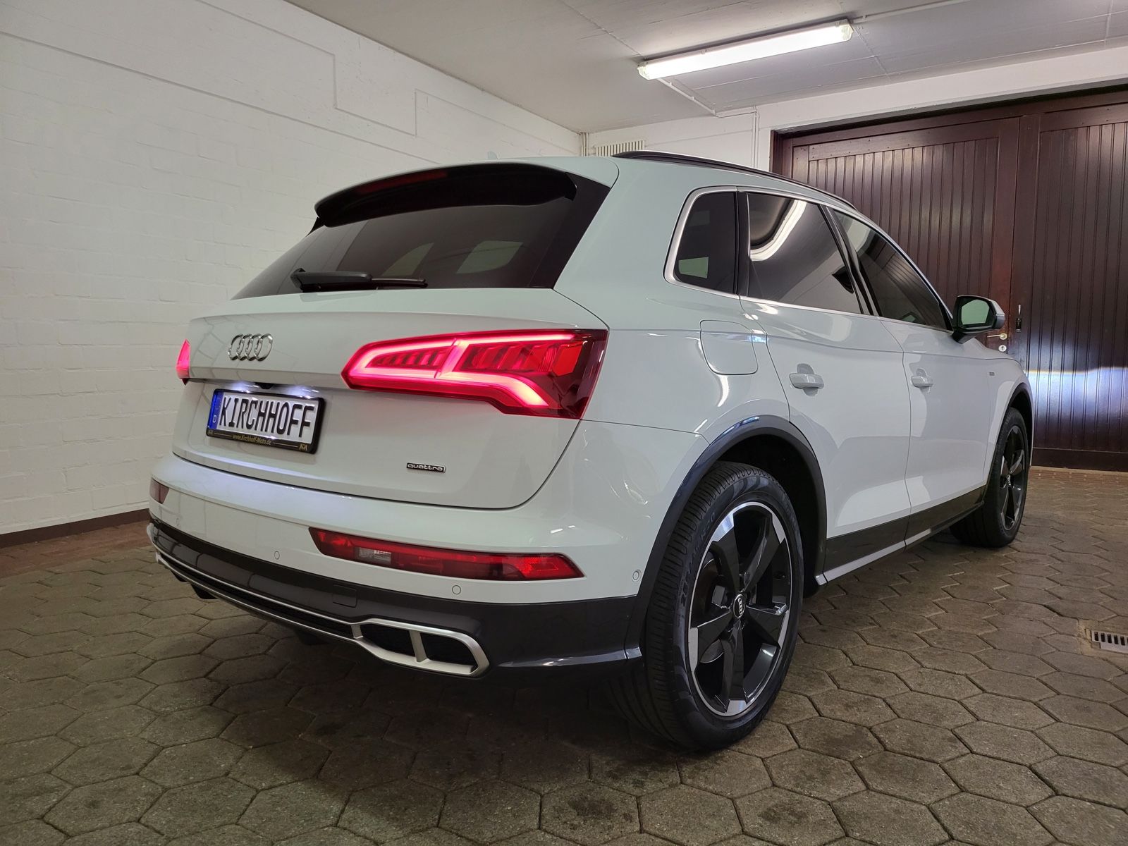 Audi Q5 55 TFSI e S-LINE S tronic quattro BI-Color