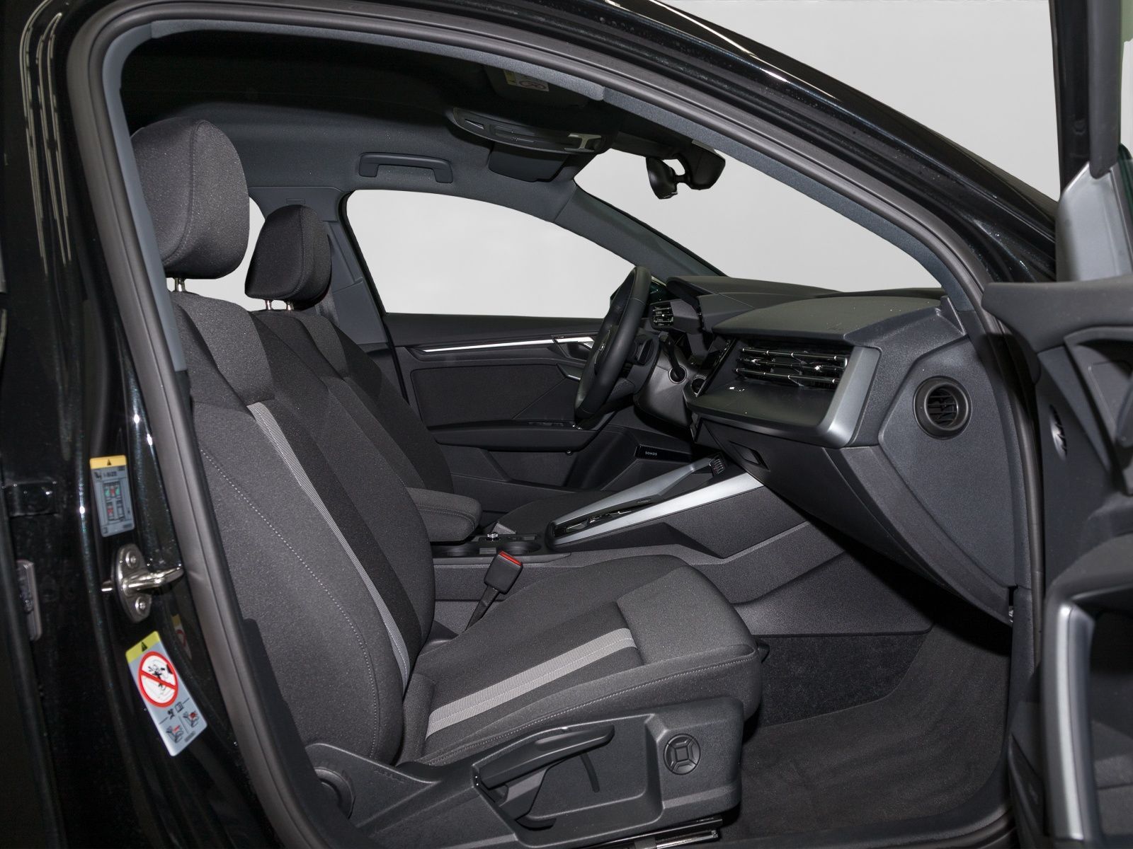 Audi A3 Sportback 35 TDI ADVANCED - Samsaru's Car Outlet
