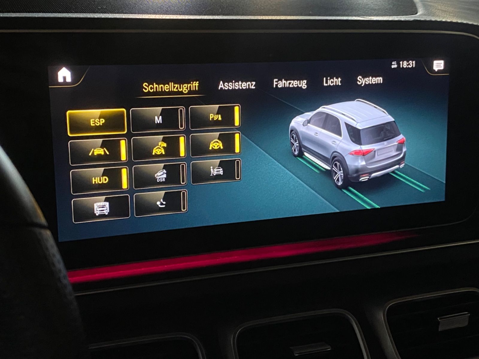 Mercedes-Benz GLE350de AMG 4M_Panorama_Airmatic_360°_Keyless_