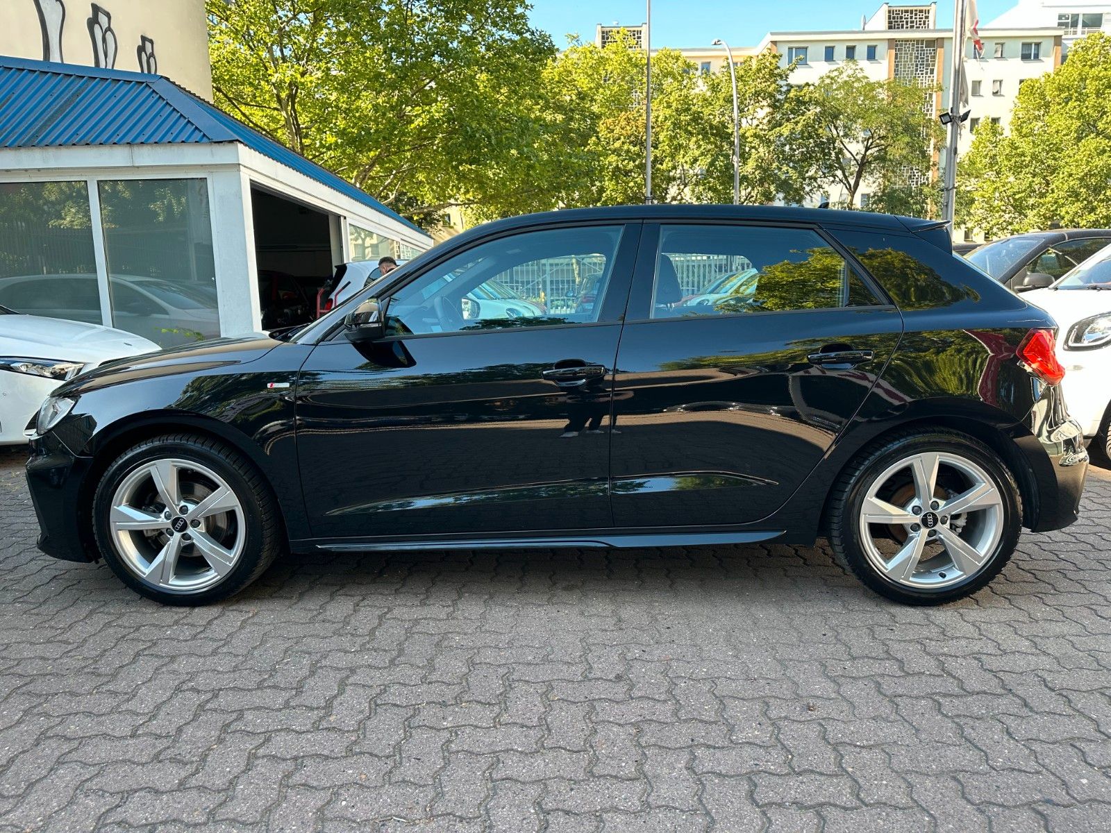 Audi A1 30 TFSI S line*LEDER*NAVI*SHZ*LED*MMI*APS+