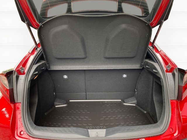 Toyota C-HR 1.8 Hybrid - Samsaru's Car Outlet
