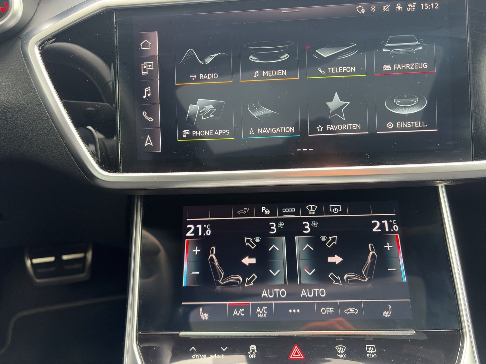 Audi A6 Avant 55 TFSI e q. S line Pano+AHK+Matrix+B&O