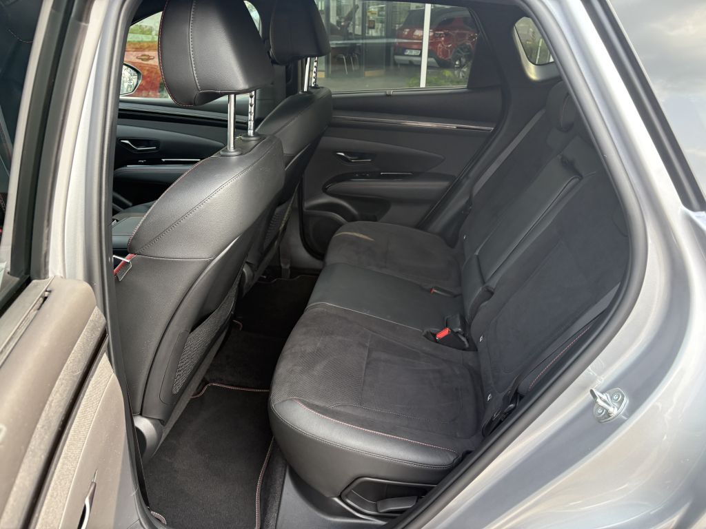 Hyundai TUCSON 1.6 T-GDi Plug-in-Hybrid 4WD N Line - Samsaru's Car Outlet