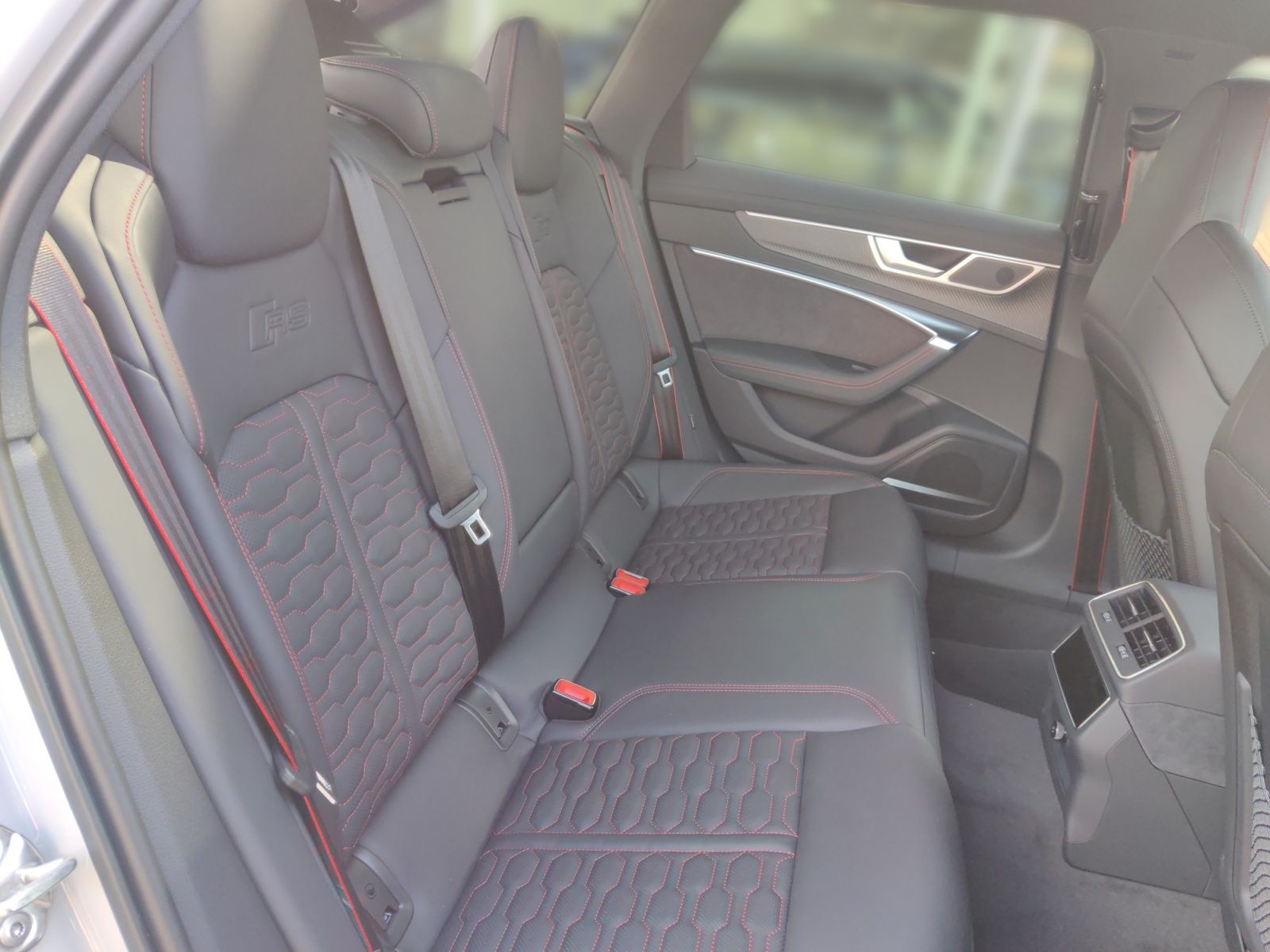 Audi RS6 Avant TFSI quattro perf. KAM Indiv. Lack