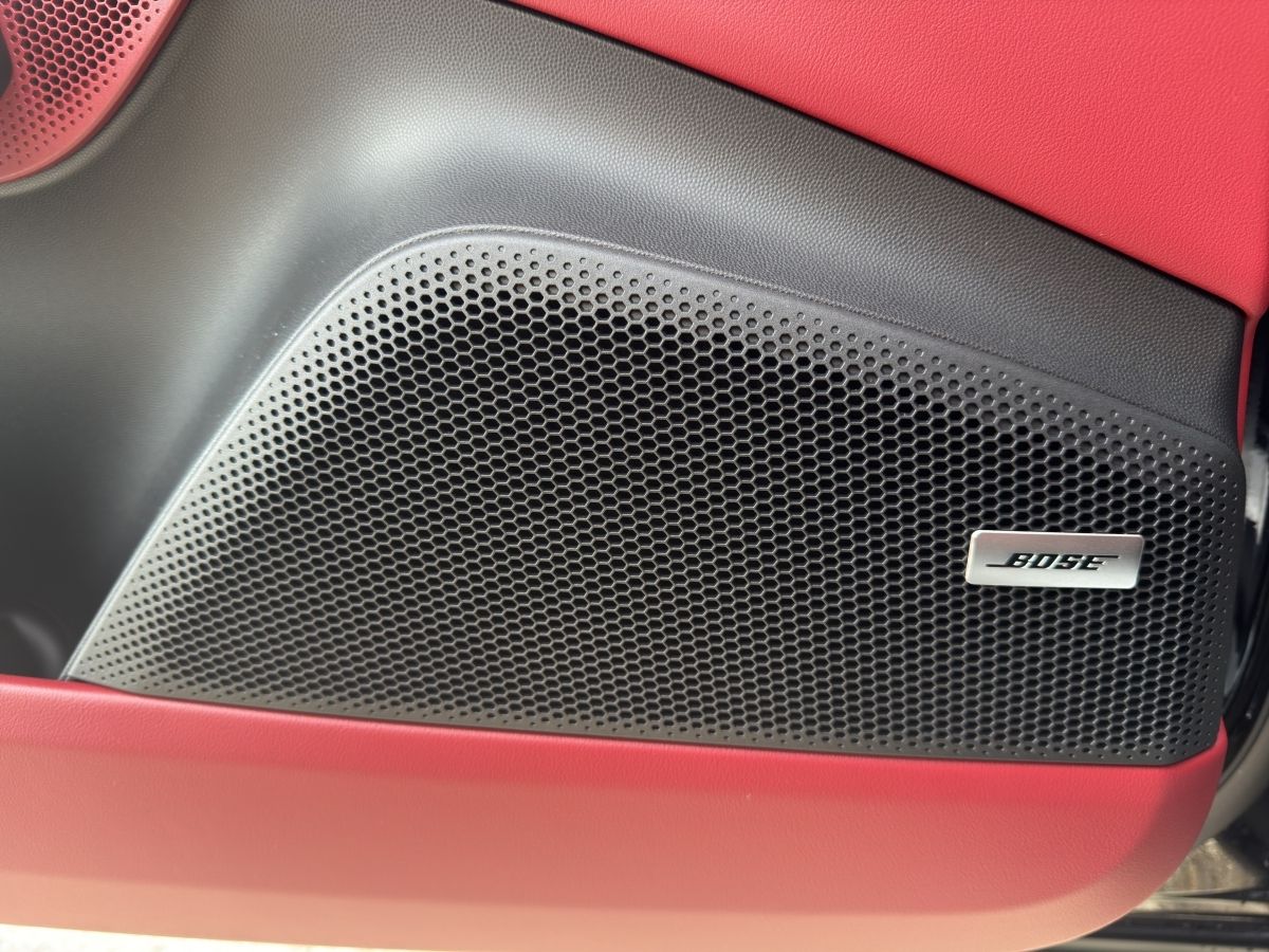 Porsche Macan 4 - Samsaru's Car Outlet