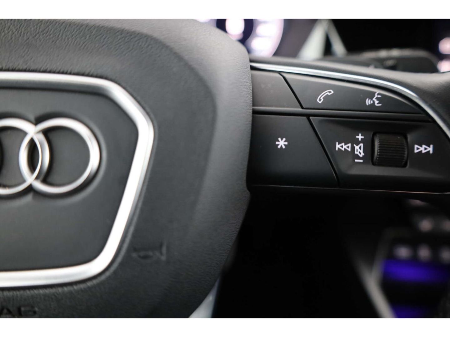 Audi A3 Sportback 35 TFSI S line - Samsaru's Car Outlet