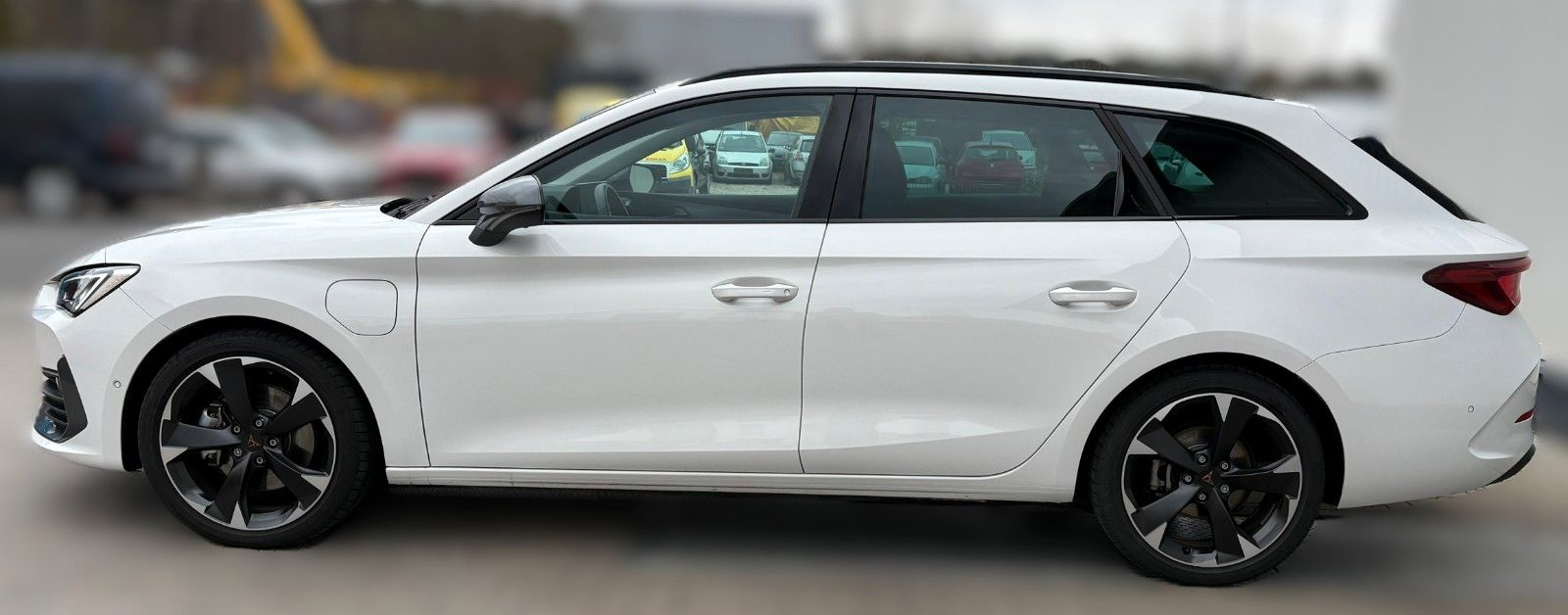 Cupra Leon 1.5 ST e-Hybrid - Samsaru's Car Outlet