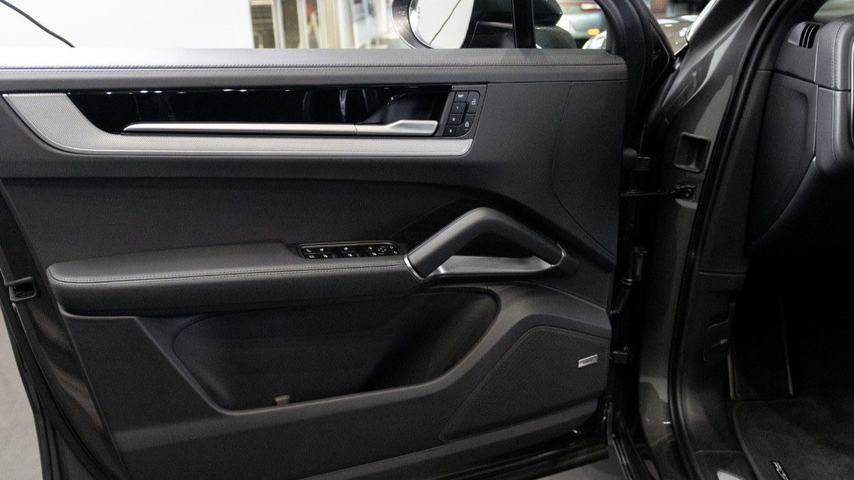 Porsche Cayenne Coupe E-Hybrid*SpDes*SportAbg*Luft*PASM