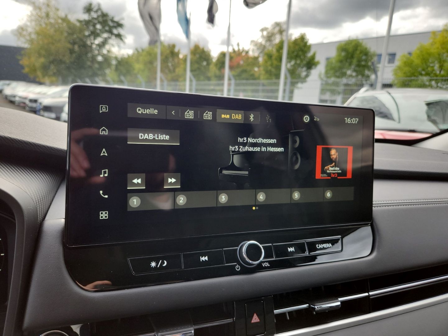 Mitsubishi Plug-in Hybrid Outlander Intro 4WD *neues Modell