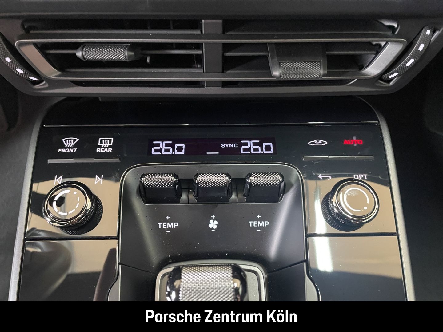 Porsche 992 911 Carrera 4S HA-Lenkung Nachtsicht BOSE