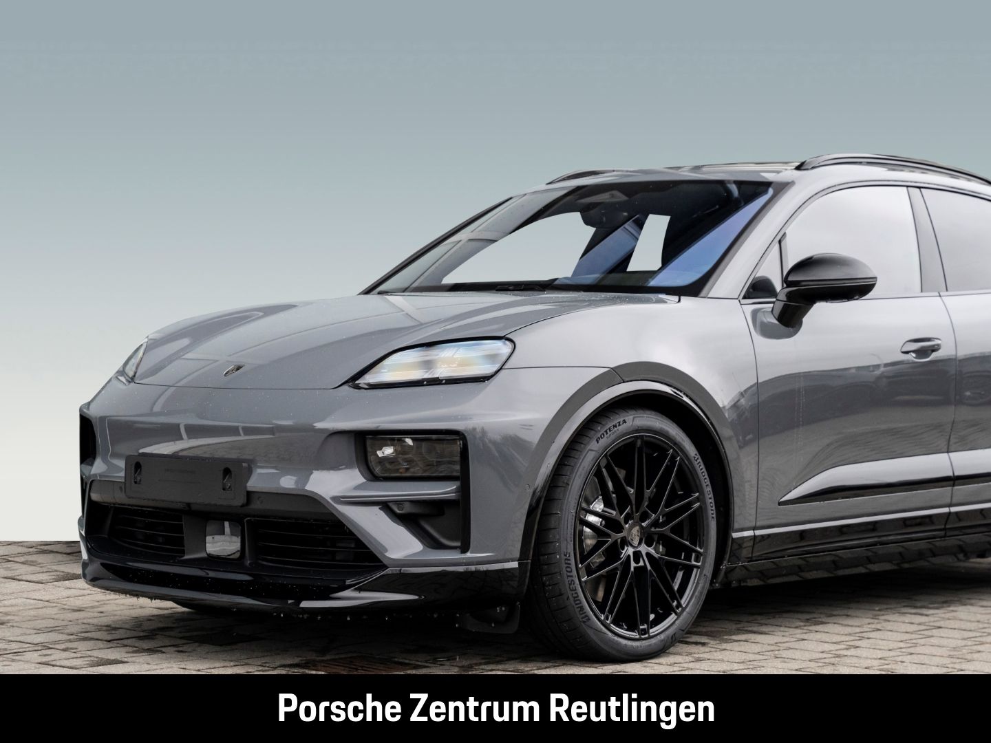 Porsche Macan Turbo Burmester Luftfederung InnoDrive LED