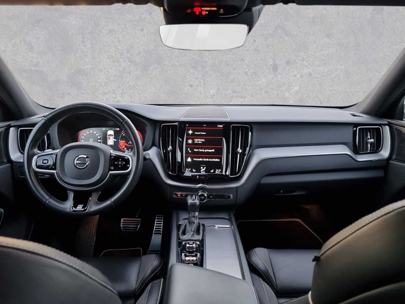 Volvo XC60 Plug-In-Hybrid T8 AWD Recharge Plus Bright