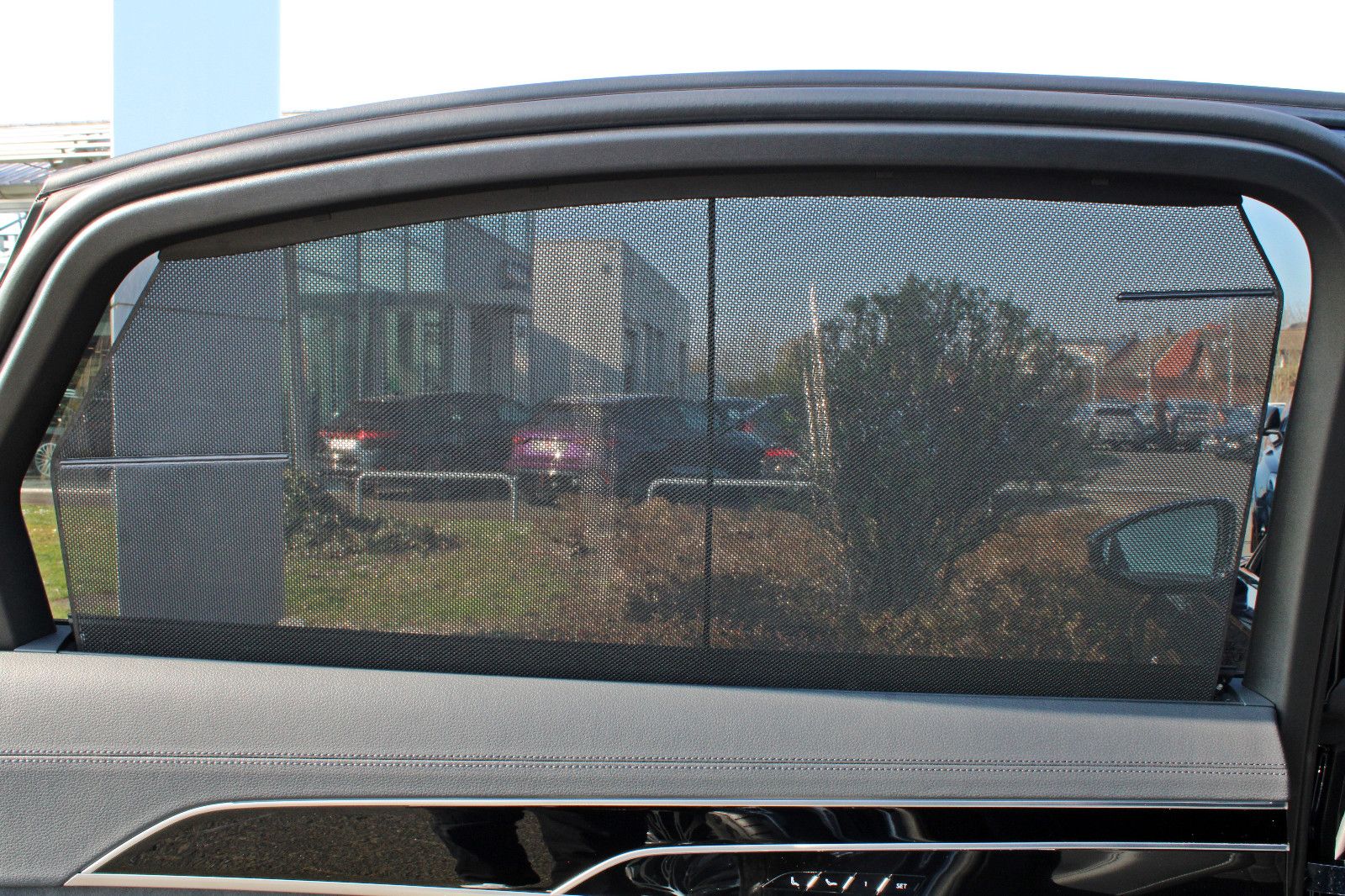 Audi A8 Lang 55TFSI S LINE BLACK - Samsaru's Car Outlet