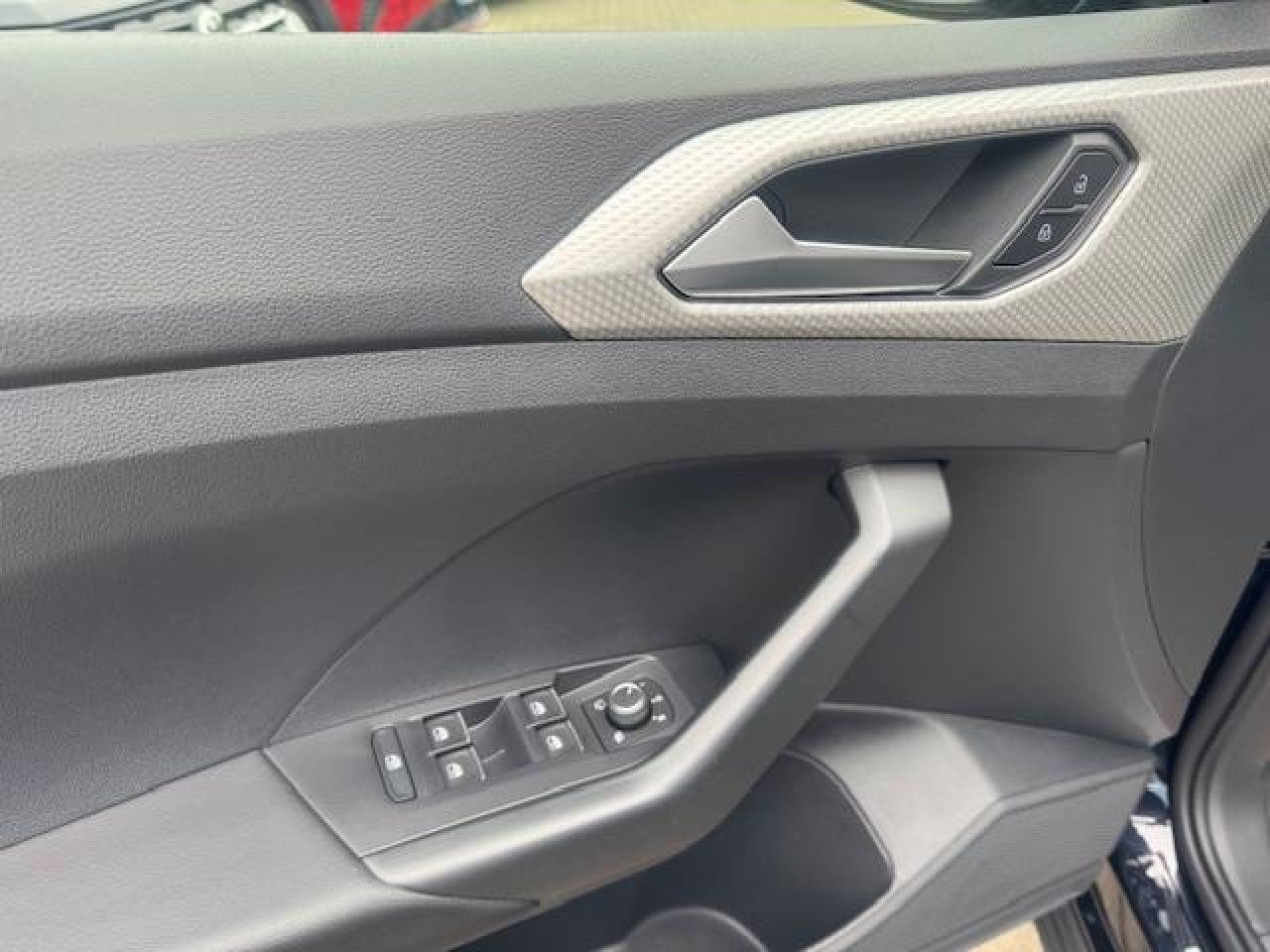 Volkswagen T-Cross Move - Samsaru's Car Outlet