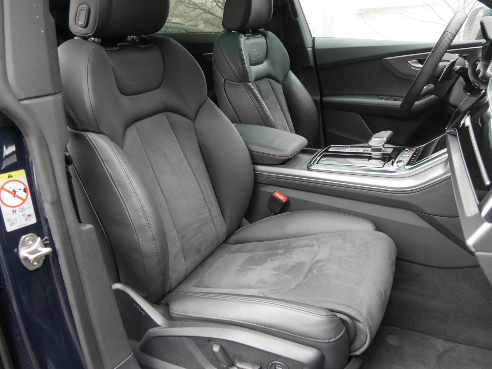 Audi RS Q8 HD-Matrix Pano B&O STHZG Luft