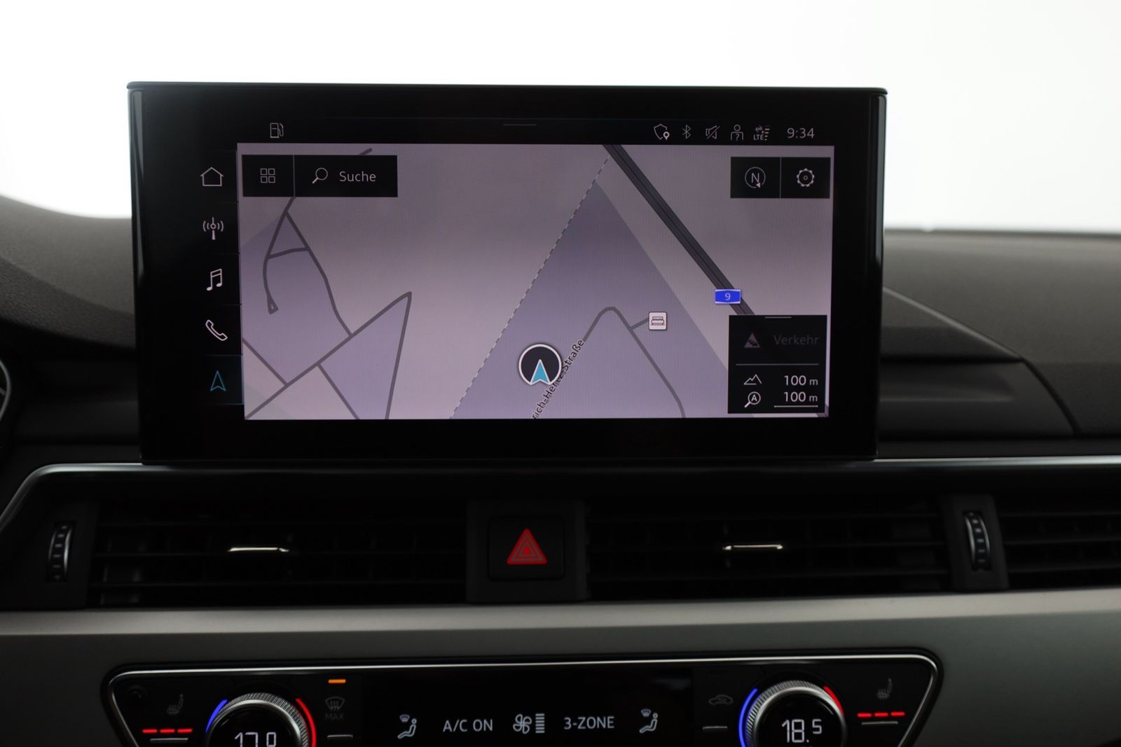 Audi A4 Avant 35 TFSI S-Line - Samsaru's Car Outlet