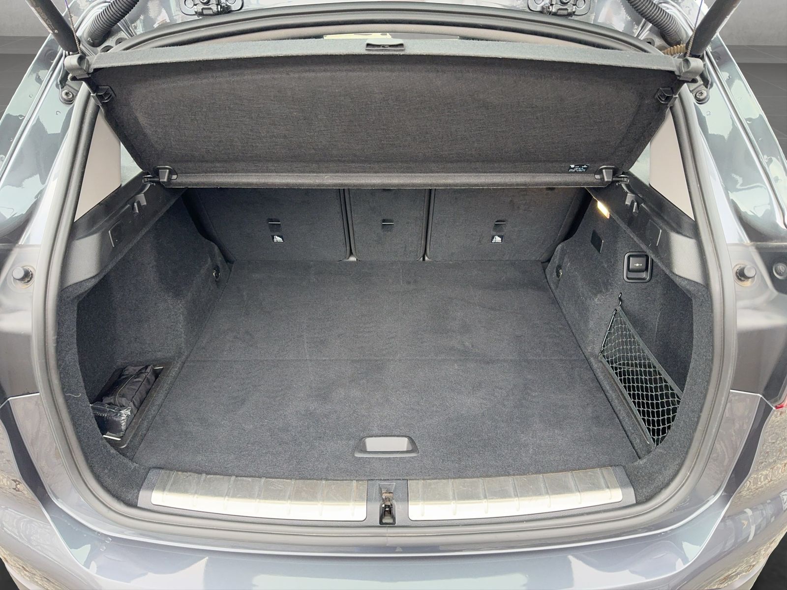 BMW X1 xDrive25e ADVANATGE - Samsaru's Car Outlet