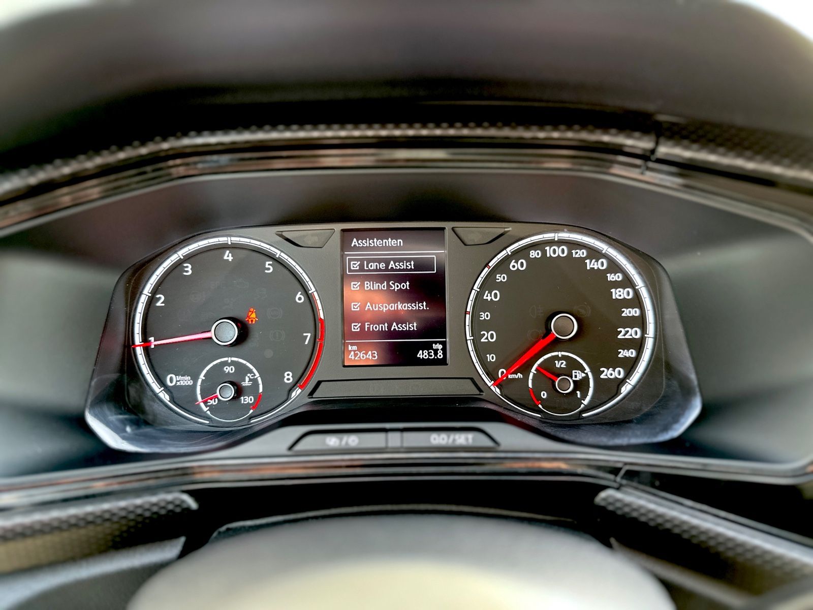 Volkswagen T-Cross 1.0 TSI Life - Samsaru's Car Outlet