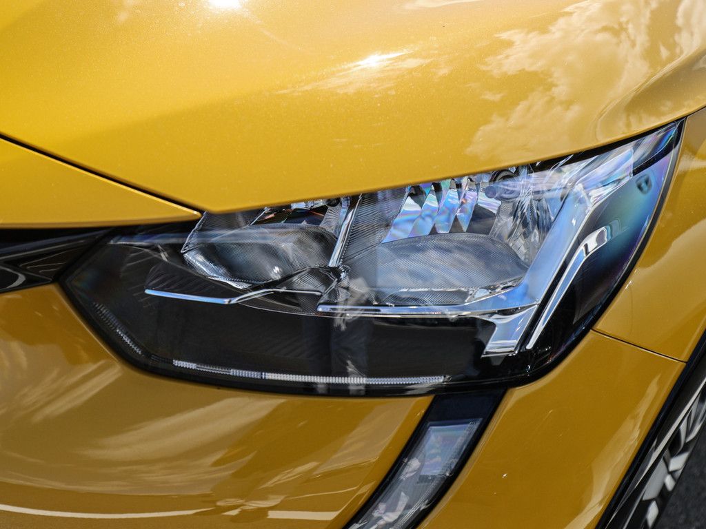 Peugeot e-208 Active - Samsaru's Car Outlet