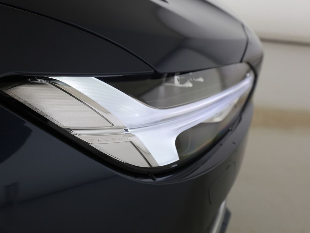 Volvo S90 Core Recharge Plug-In Hybrid AWD StandHZG Di