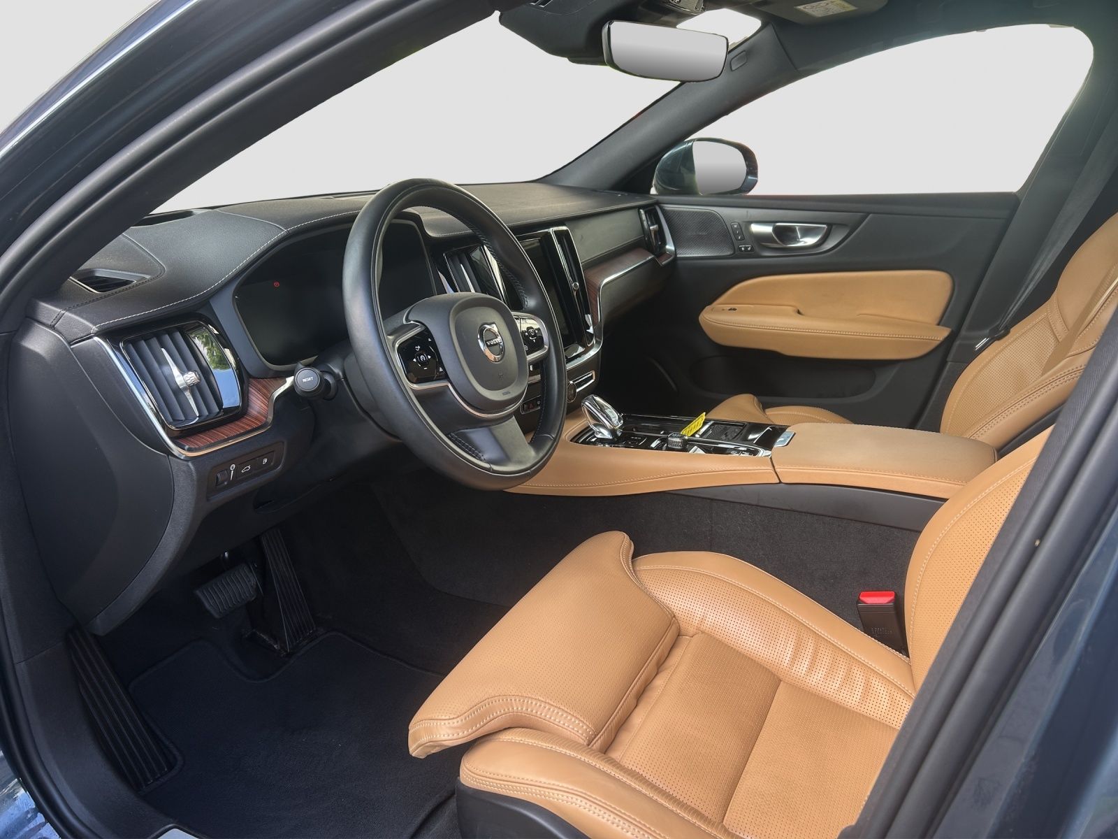 Volvo V60 T8 Plus Bright Recharge LED