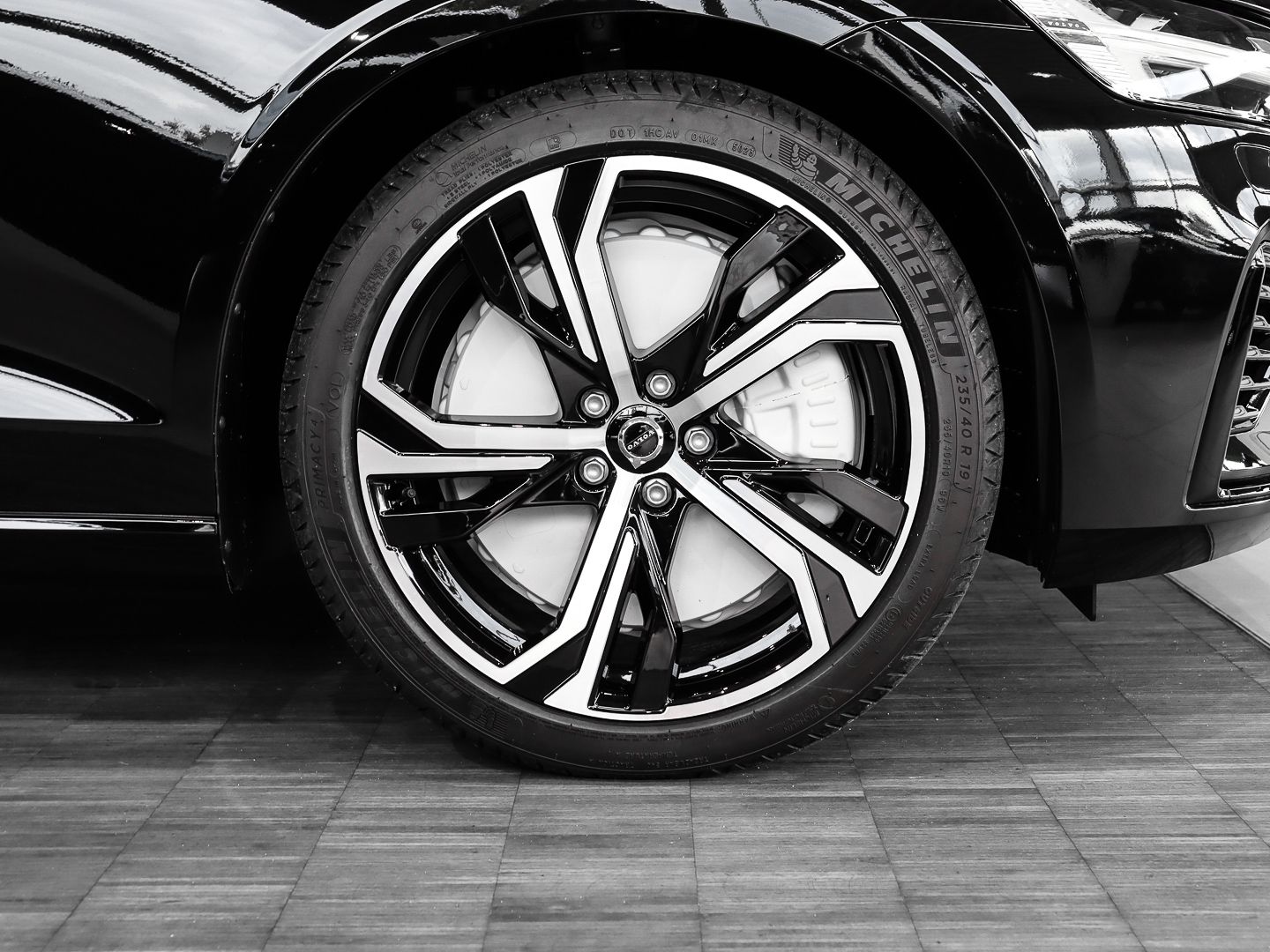 Volvo V60 T8 AWD Ultra Dark Recharge Plug-In Hybrid Tw