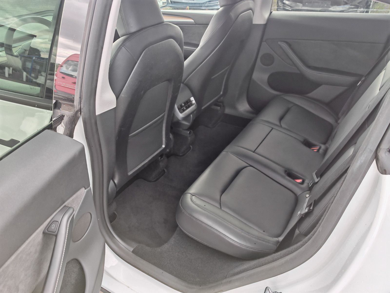 Tesla Model Y LongRange AWD | AHK | SoH 94%