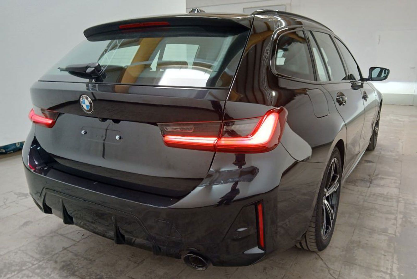 BMW 320d xDrive M Sport - Samsaru's Car Outlet