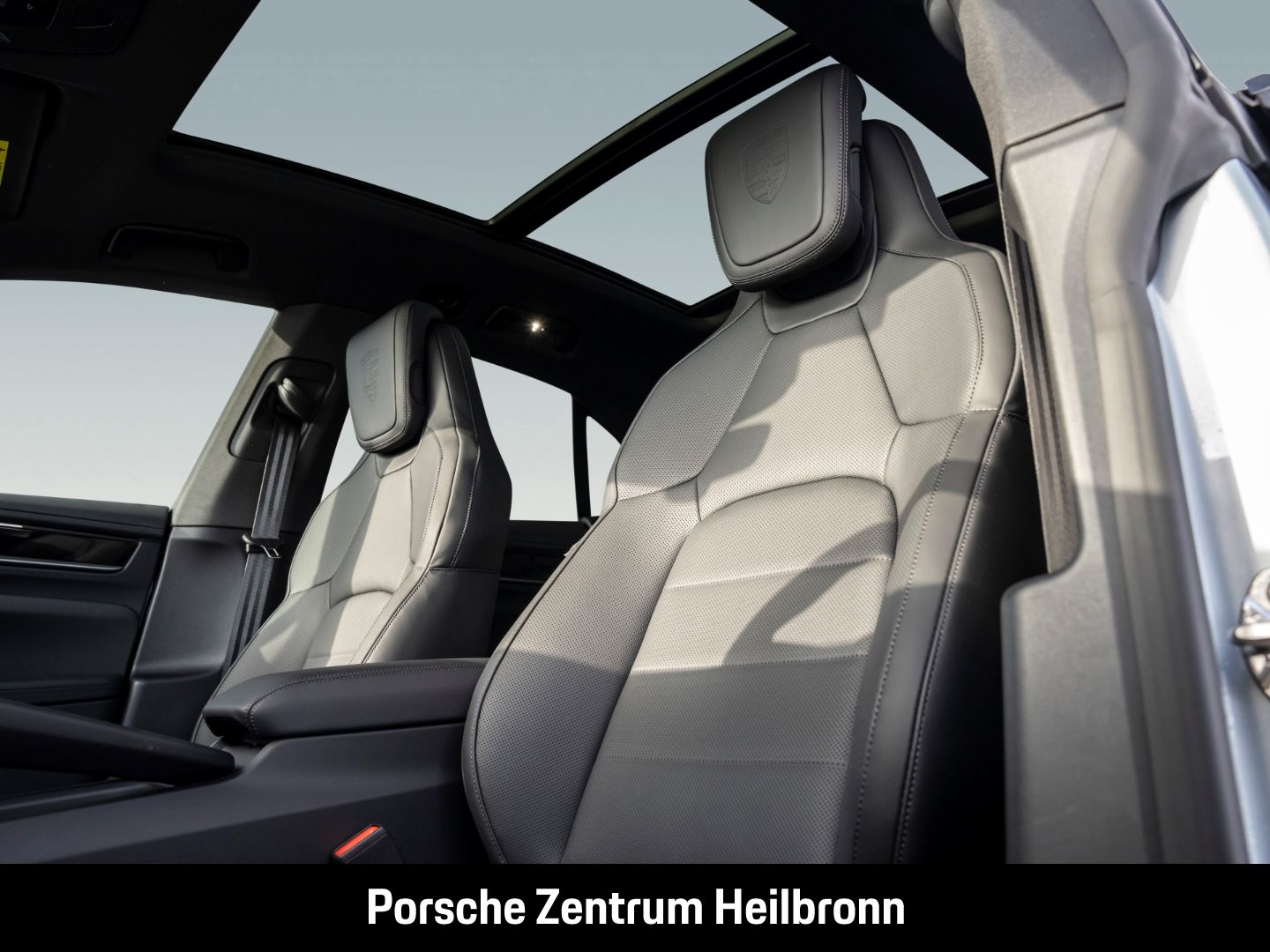 Porsche Macan 4S InnoDrive Surround-View LED-Matrix
