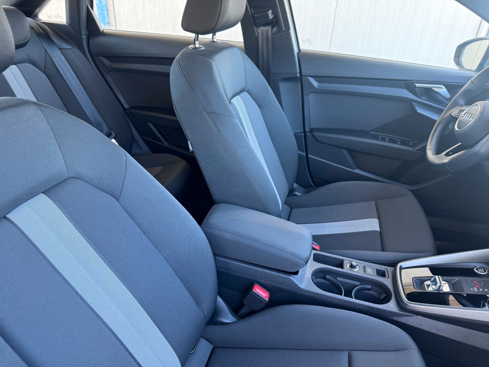 Audi A3 Limousine 35 TDI advanced - Samsaru's Car Outlet