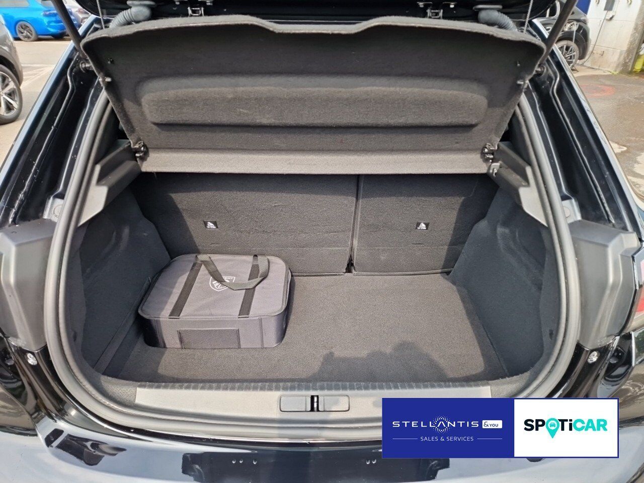 Peugeot 208 Elektro Active Pack 136 - Samsaru's Car Outlet
