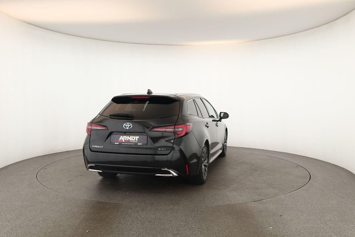 Toyota Corolla Touring Sports 2.0 CVT Team D Navi Kam