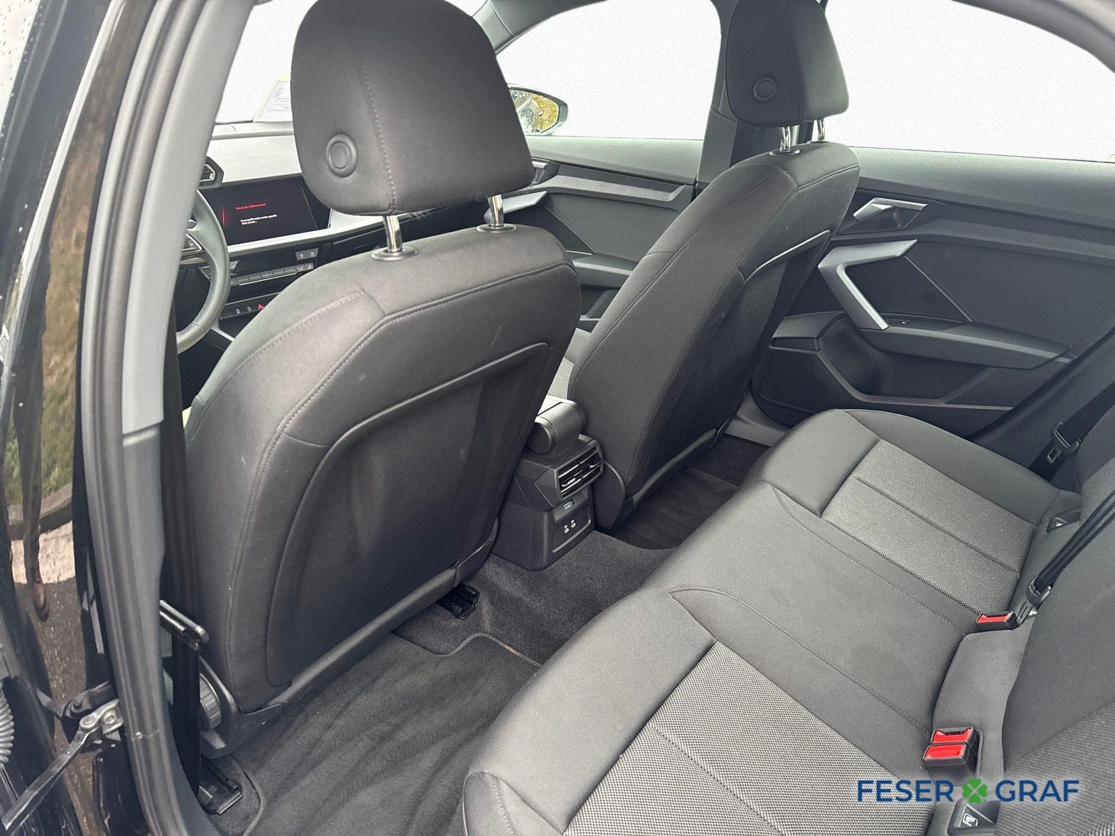 Audi A3 Limousine 30 TFSI S tronic-LED-Virtual-Car Pl