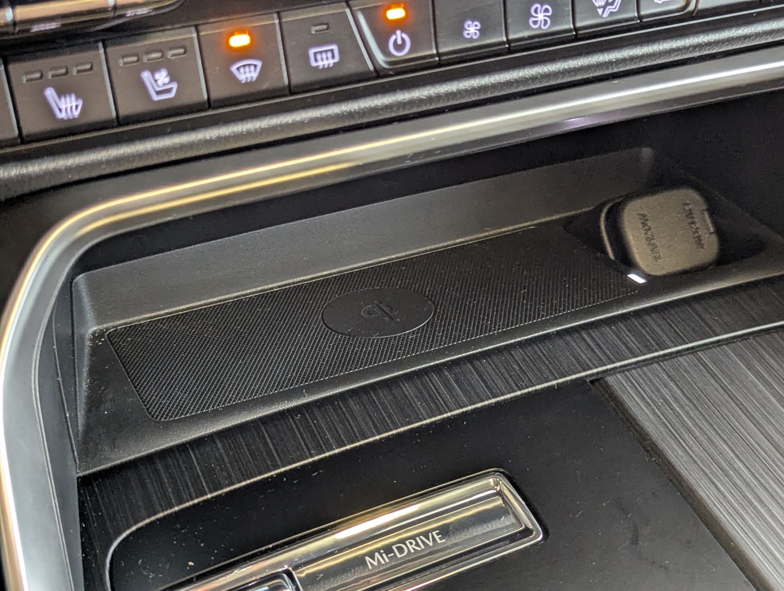 Mazda CX-80 2.5SKYACTIV PHEV 327 HOMURA+ 7-Sitze Pano