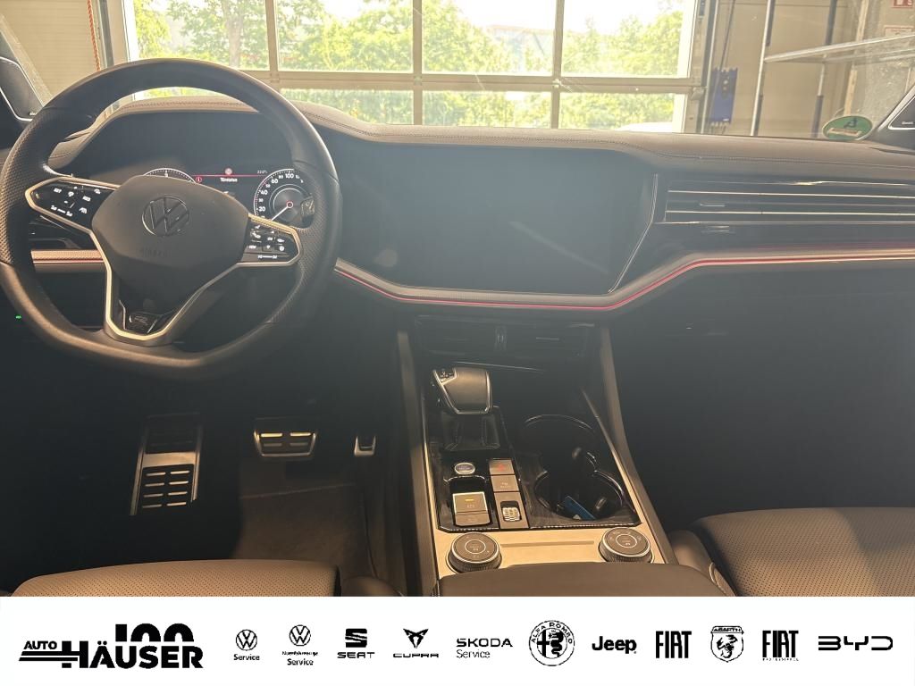 Volkswagen Touareg R-Line 3.0l V6 TDI SCR 4Motion AHK PANO