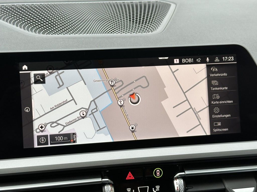 BMW 330 e Touring Aut. Advantage - Samsaru's Car Outlet