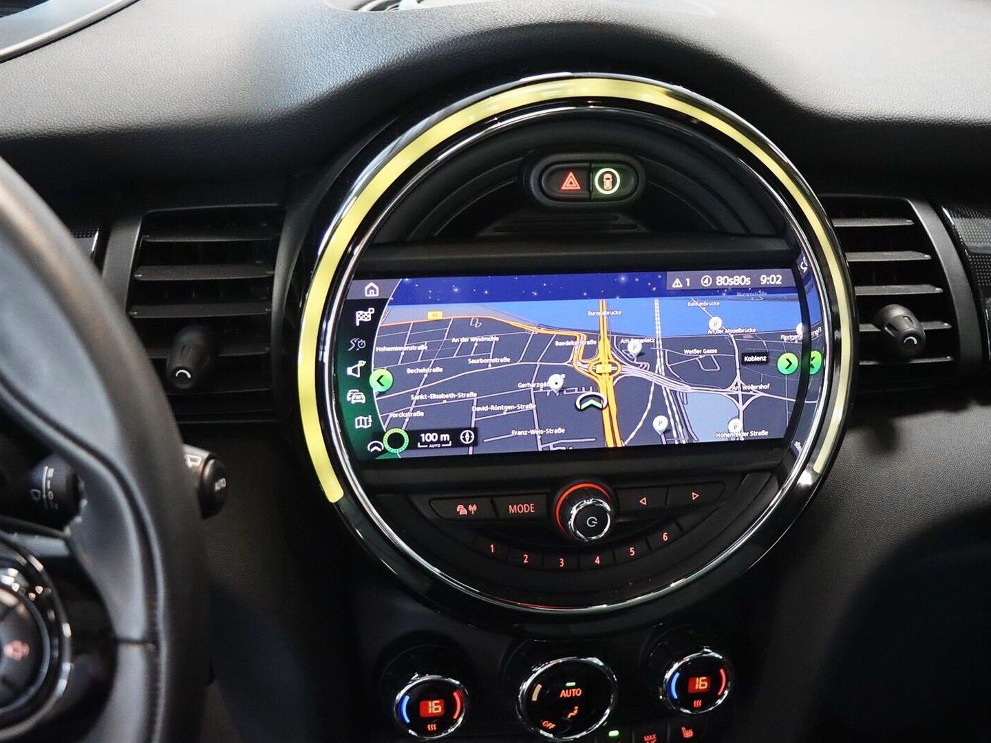 MINI Cooper SE - Samsaru's Car Outlet