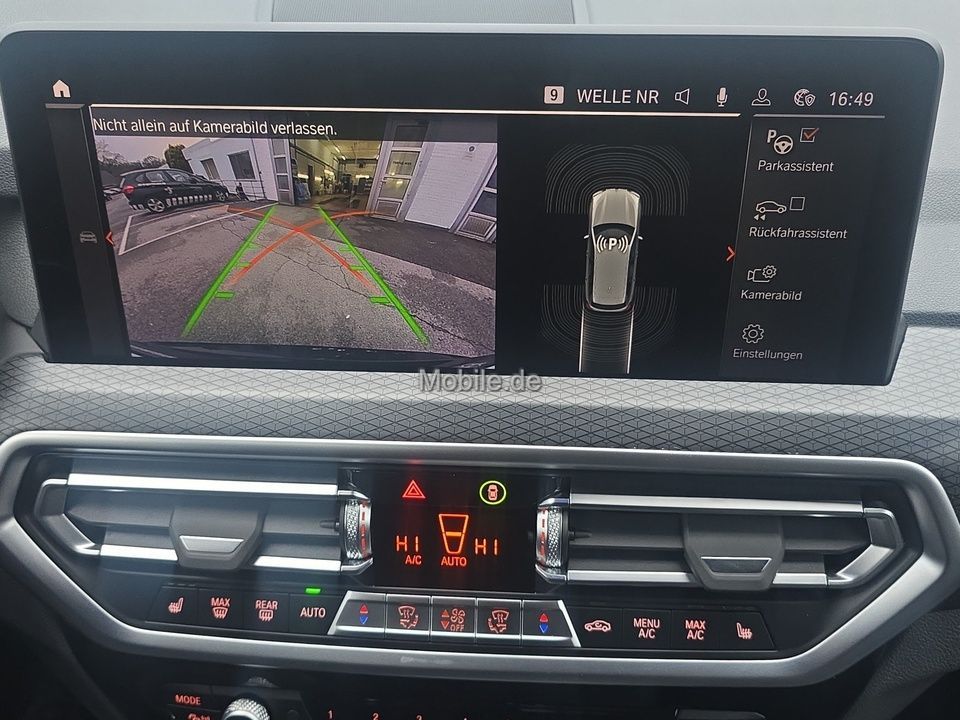 BMW X3 xDrive20d AT Navi Bluetooth PDC MP3 Schn.