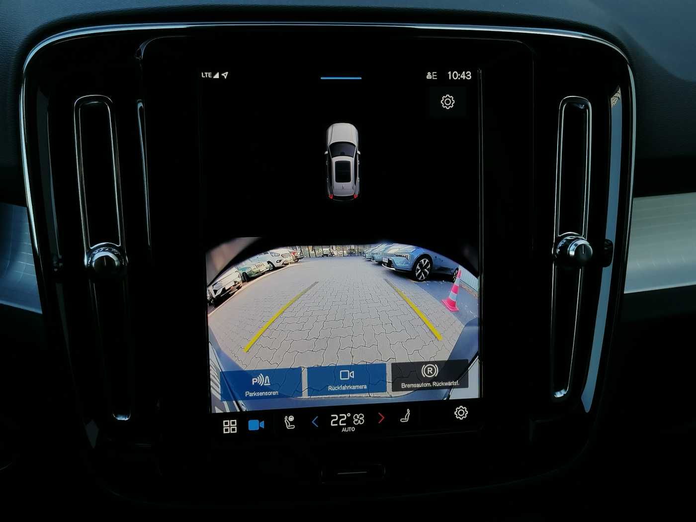 Volvo XC40 B3 2WD Core, AHK uvm.