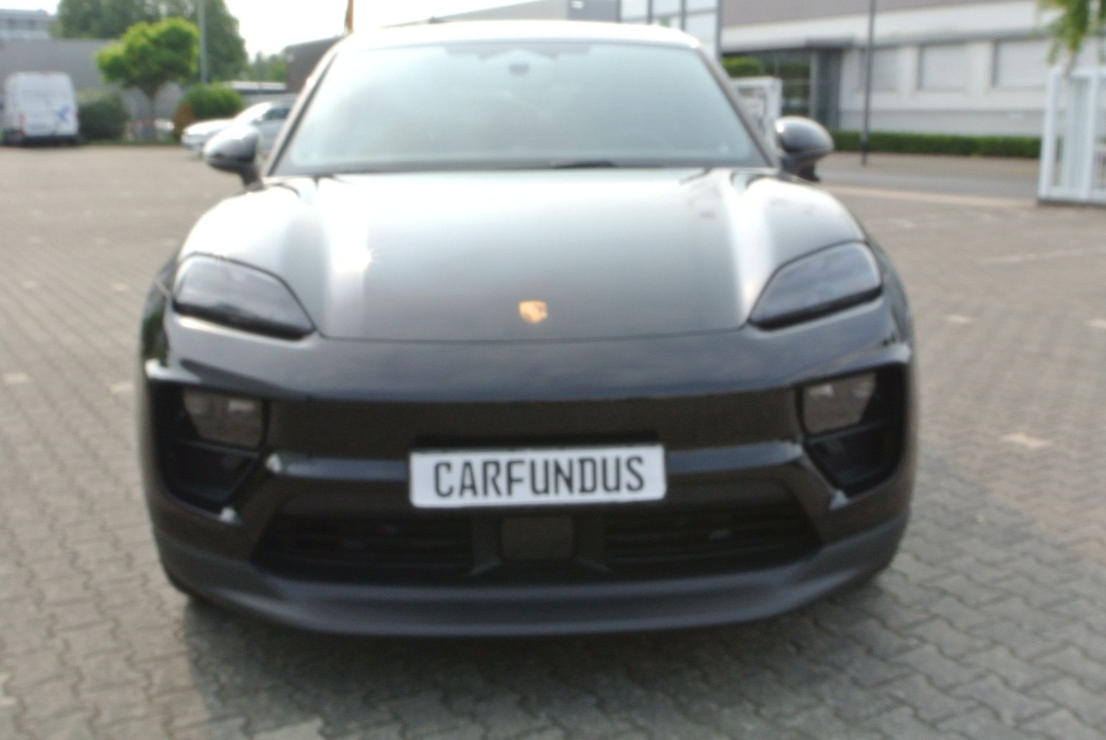 Porsche Macan Electric - Samsaru's Car Outlet